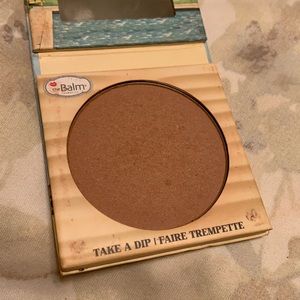 theBalm Balm Desert Blush / Bronzer